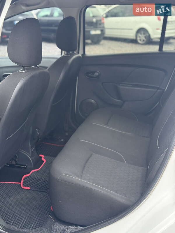 Седан Dacia Logan 2015 в Хмельницком фото 38 Седан Dacia Logan 2015 в Хмельницком