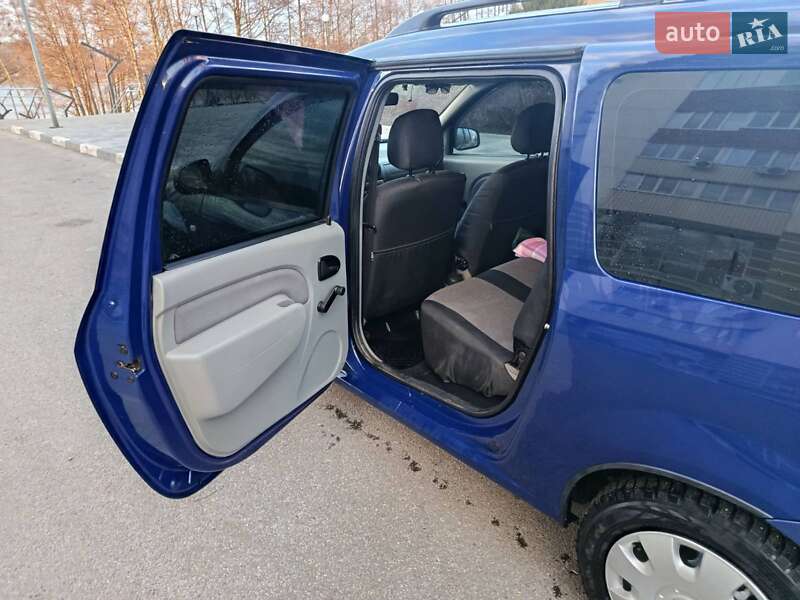 Седан Dacia Logan 2009 в Песочине