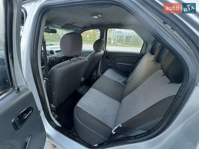 Седан Dacia Logan 2007 в Белой Церкви