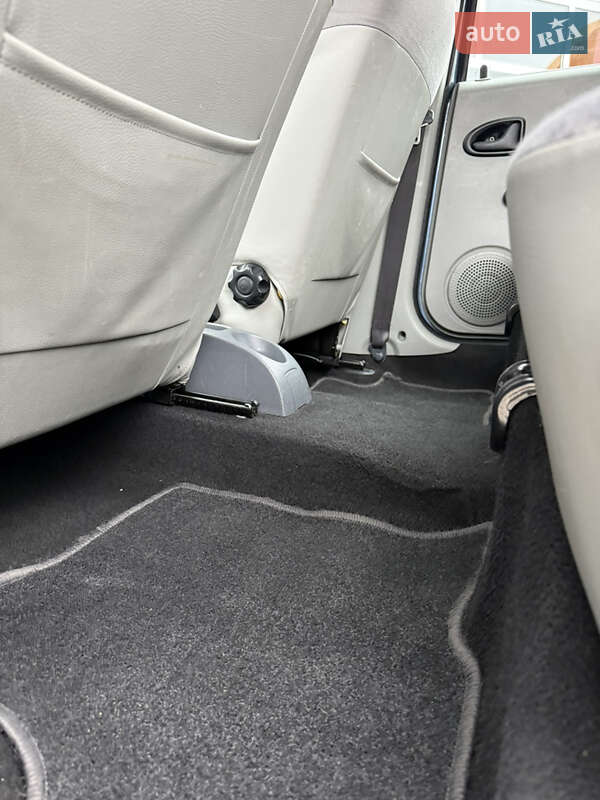 Седан Dacia Logan 2007 в Самборі фото 67 Седан Dacia Logan 2007 в Самборі