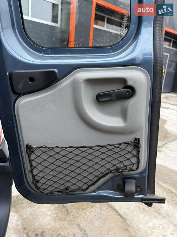 Седан Dacia Logan 2007 в Самборі фото 72 Седан Dacia Logan 2007 в Самборі