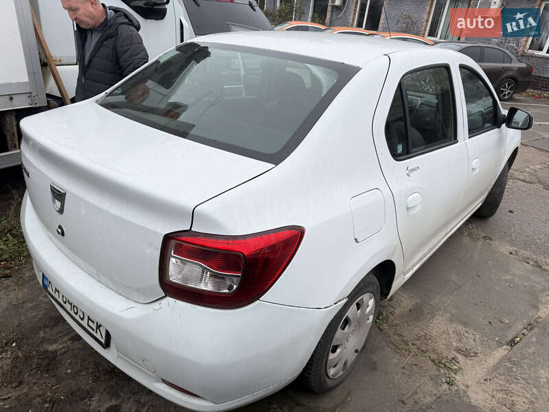 Седан Dacia Logan 2013 в Киеве