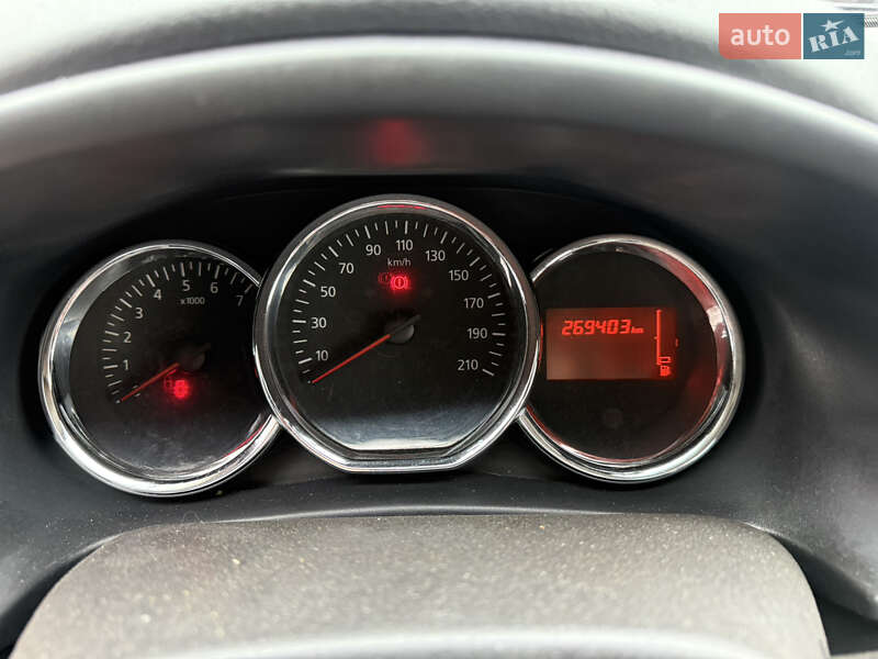 Седан Dacia Logan 2013 в Киеве