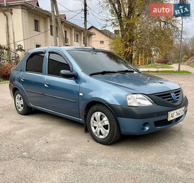 Седан Dacia Logan 2008 в Кривому Розі