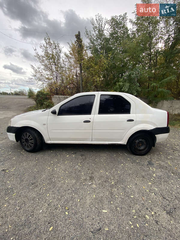 Седан Dacia Logan 2005 в Днепре фото 6 Седан Dacia Logan 2005 в Днепре