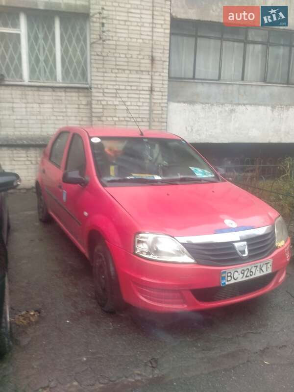 Седан Dacia Logan 2009 в Львові