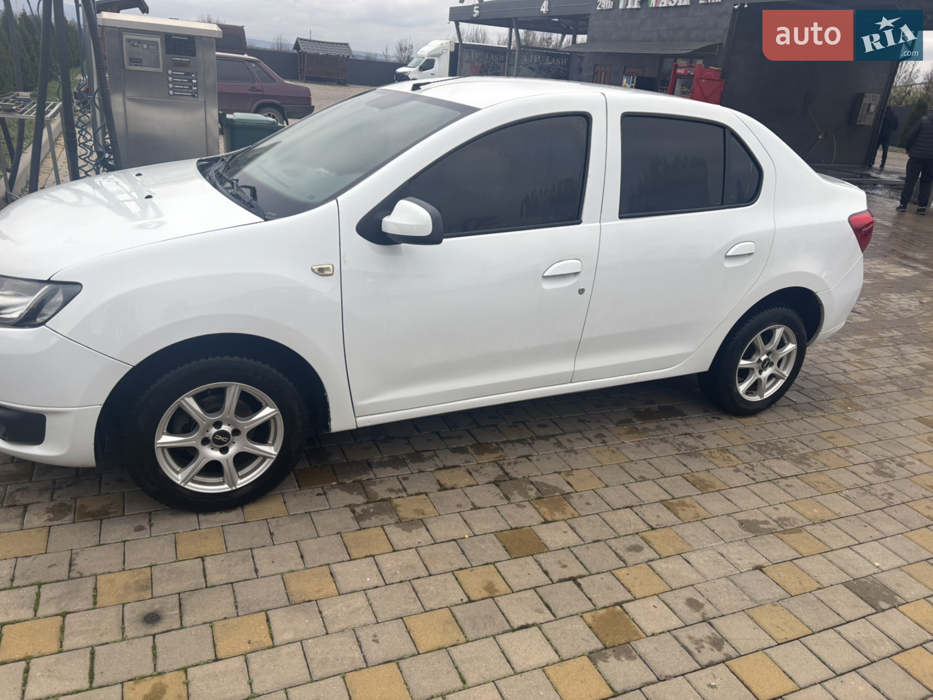 2016 Dacia Logan - мініатюра 2