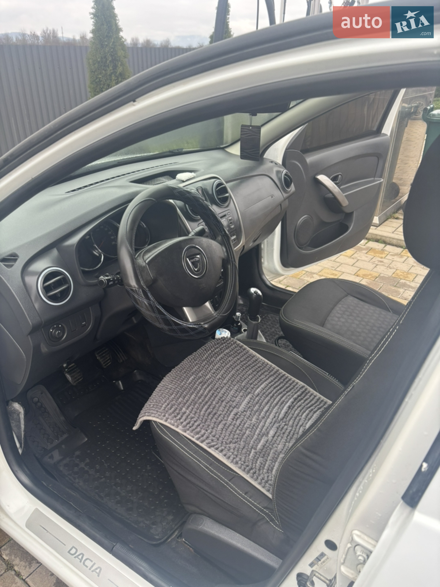 2016 Dacia Logan - мініатюра 11
