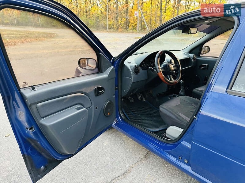 Седан Dacia Logan 2006 в Первомайске фото 30 Седан Dacia Logan 2006 в Первомайске