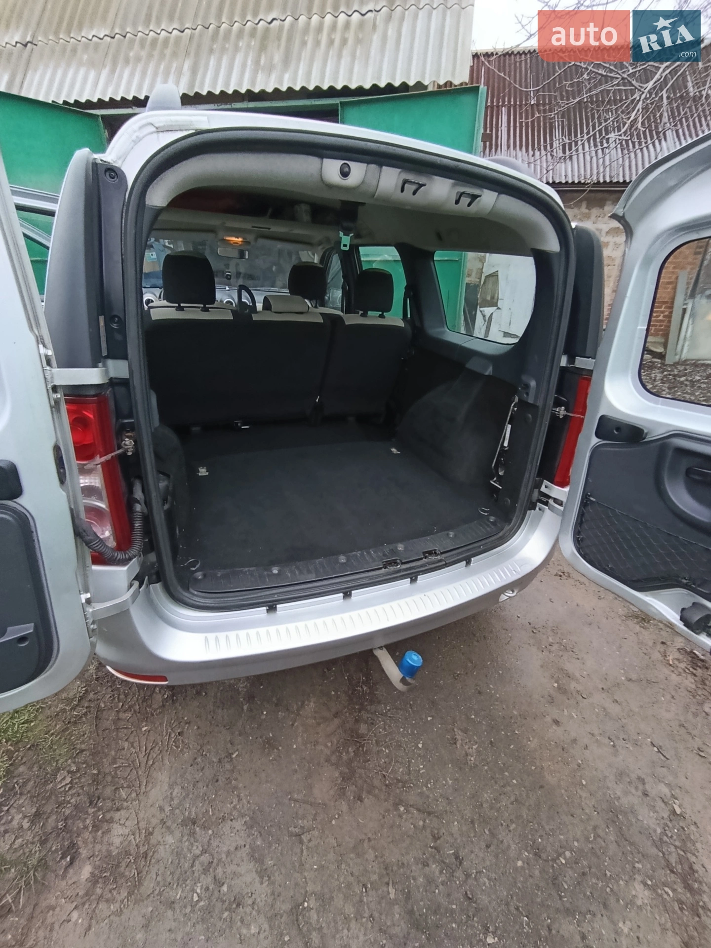 2010 Dacia Logan - мініатюра 2