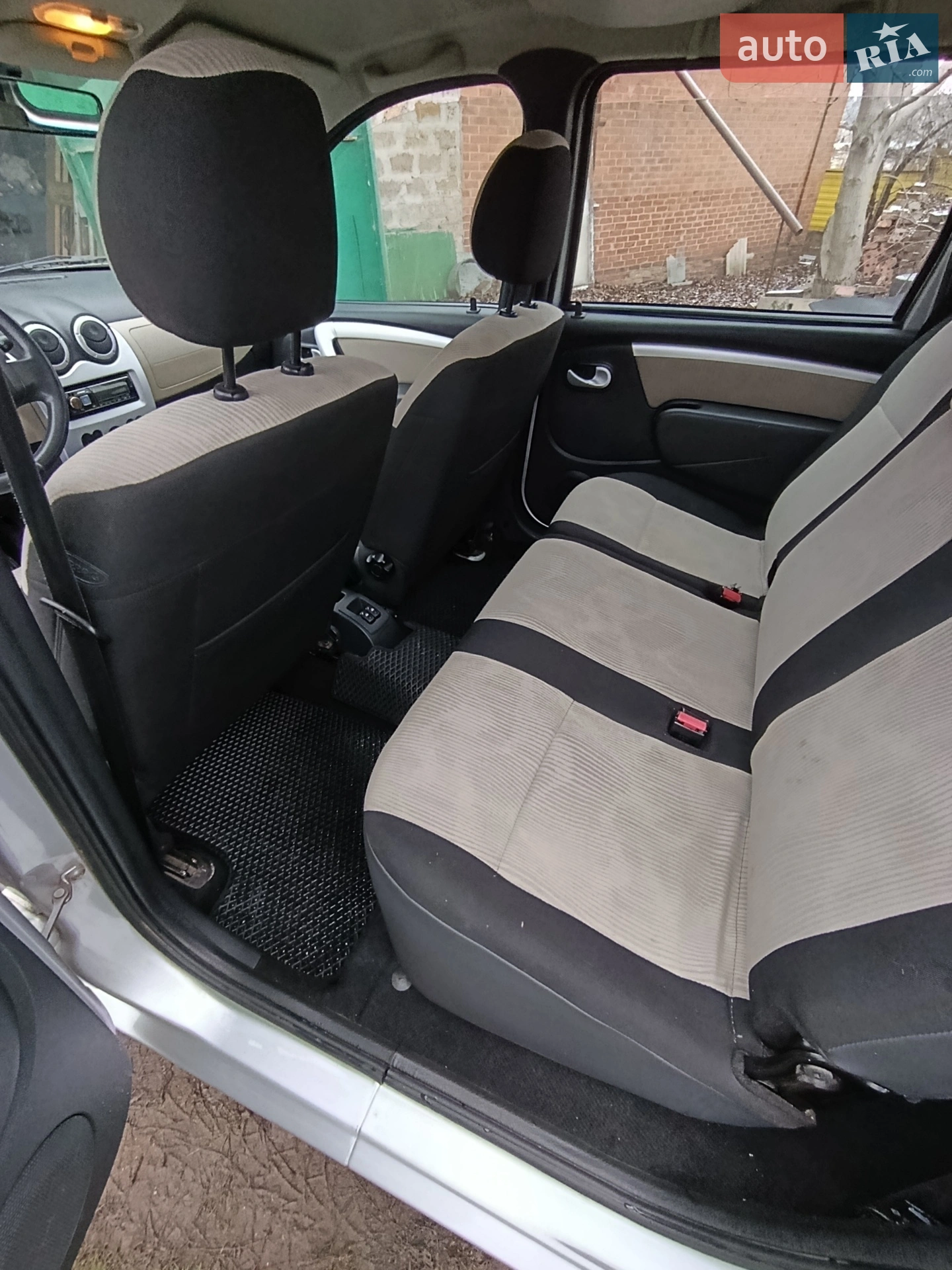2010 Dacia Logan - мініатюра 6