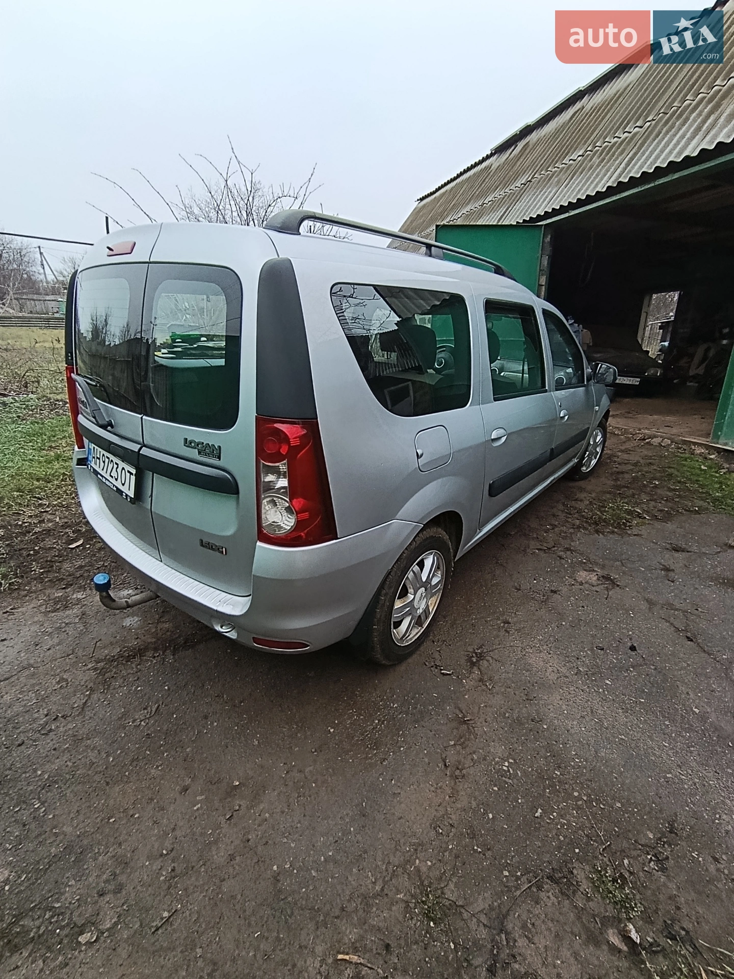 2010 Dacia Logan - мініатюра 3