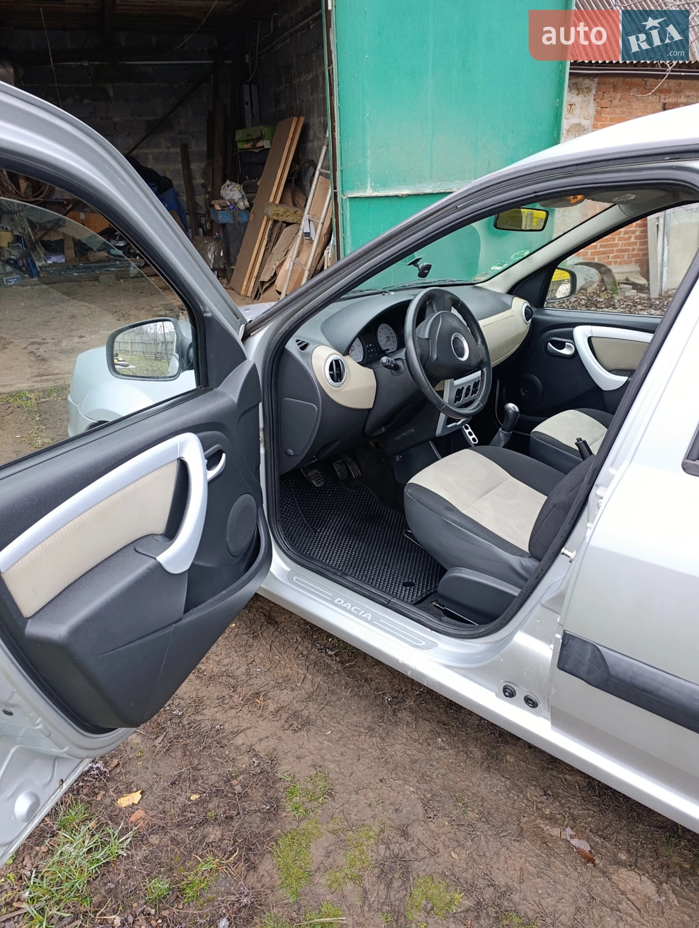 2010 Dacia Logan - мініатюра 14