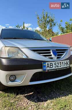 Седан Dacia Logan 2007 в Ильинцах