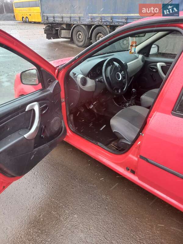 Седан Dacia Logan 2009 в Дрогобичі