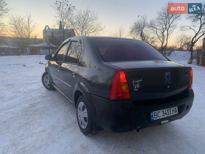 Седан Dacia Logan 2008 в Золочеве