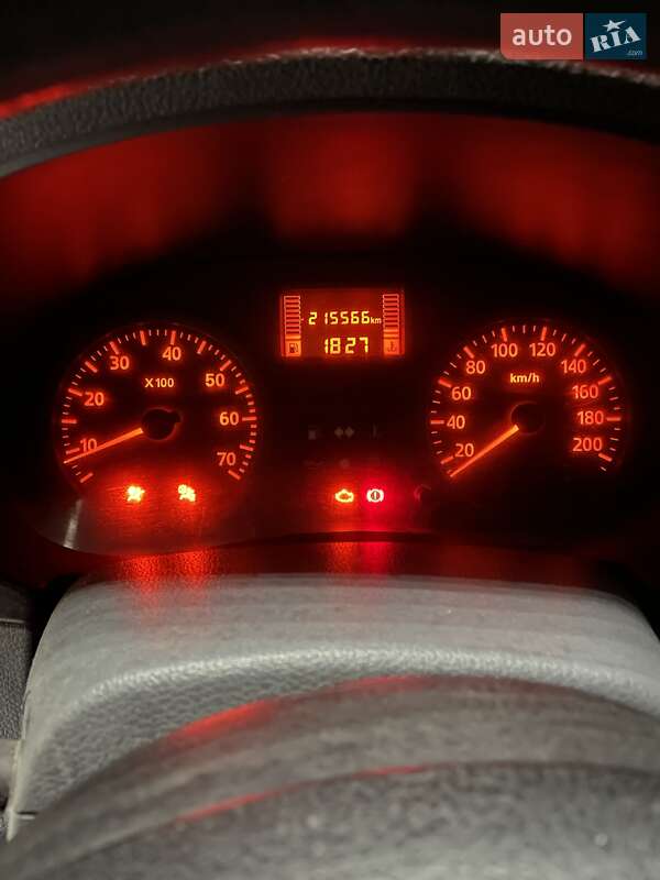 Седан Dacia Logan 2009 в Києві