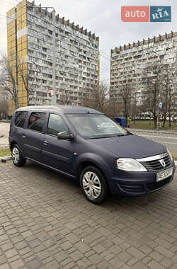 Седан Dacia Logan 2012 в Дніпрі