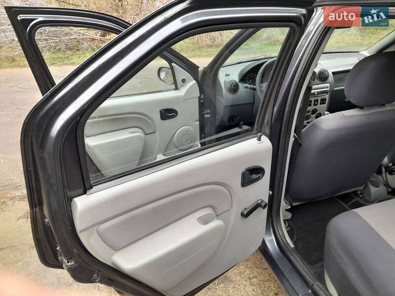 Седан Dacia Logan 2008 в Александрие фото 16 Седан Dacia Logan 2008 в Александрие