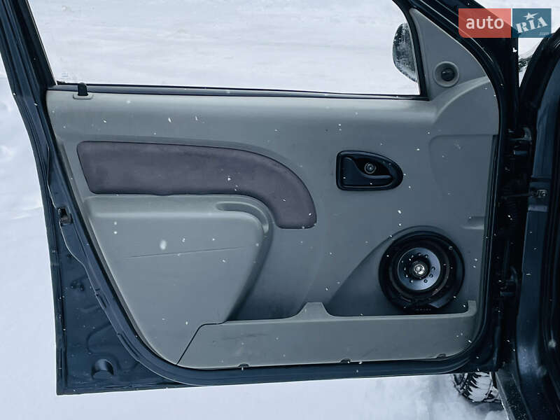 Седан Dacia Logan 2007 в Ивано-Франковске