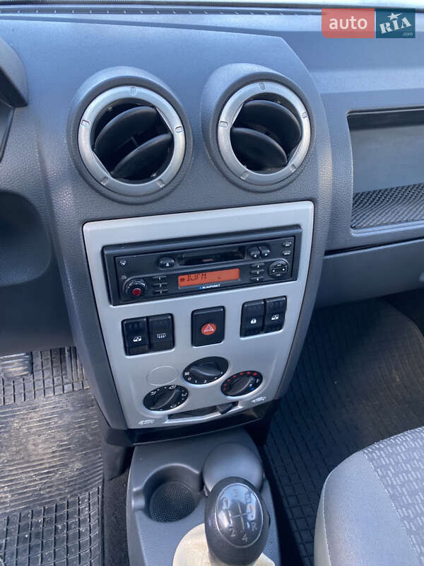 Седан Dacia Logan 2008 в Луцке фото 11 Седан Dacia Logan 2008 в Луцке