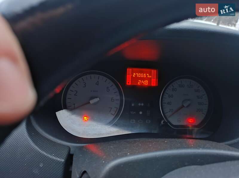 Седан Dacia Logan 2009 в Чернигове