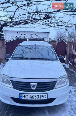 Седан Dacia Logan 2011 в Буске