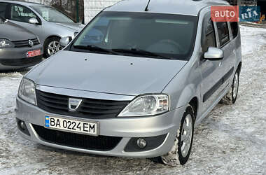 Седан Dacia Logan 2011 в Кам'янському
