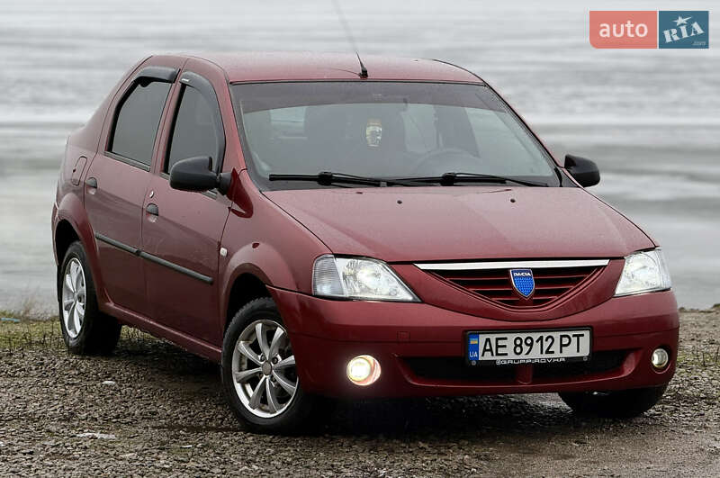 Dacia Logan 2005