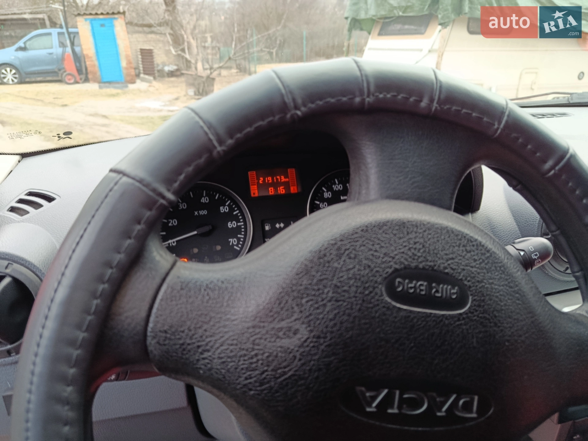 2011 Dacia Logan - мініатюра 2