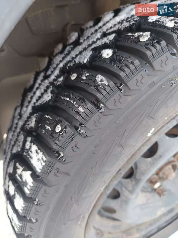 Седан Dacia Logan 2007 в Батурине