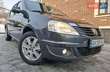 Седан Dacia Logan 2009 в Черновцах