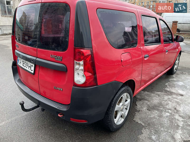 Седан Dacia Logan 2009 в Киеве фото 3 Седан Dacia Logan 2009 в Киеве
