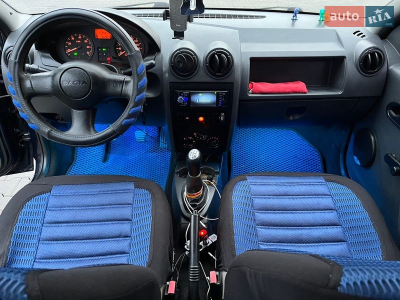 Седан Dacia Logan 2007 в Львові