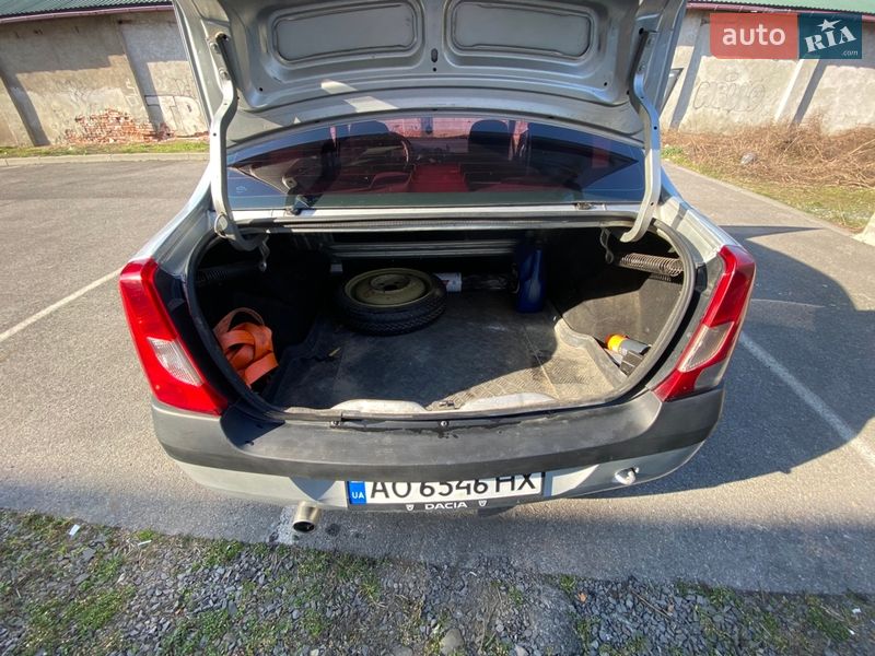 Седан Dacia Logan 2007 в Ужгороде