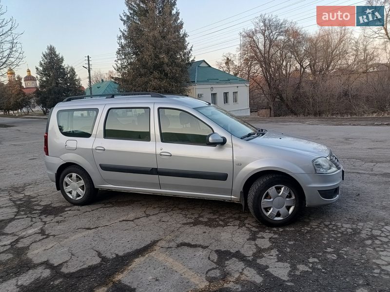 Седан Dacia Logan 2010 в Стебльові фото 9 Седан Dacia Logan 2010 в Стебльові