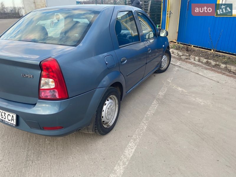 Седан Dacia Logan 2008 в Києві