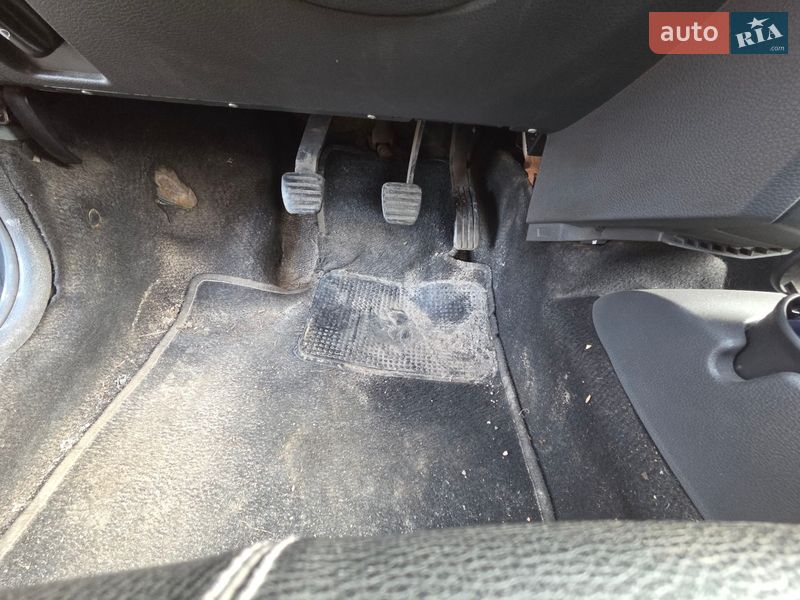 Седан Dacia Logan 2008 в Дніпрі фото 17 Седан Dacia Logan 2008 в Дніпрі