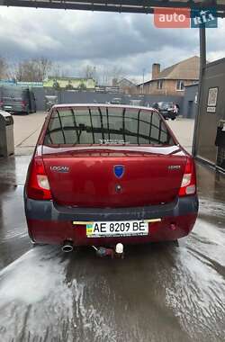 Седан Dacia Logan 2006 в Кривом Роге