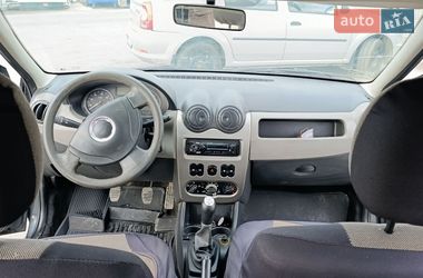Седан Dacia Logan 2008 в Буче