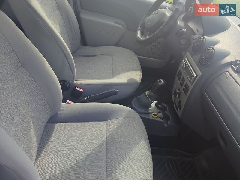 Седан Dacia Logan 2009 в Сумах фото 5 Седан Dacia Logan 2009 в Сумах