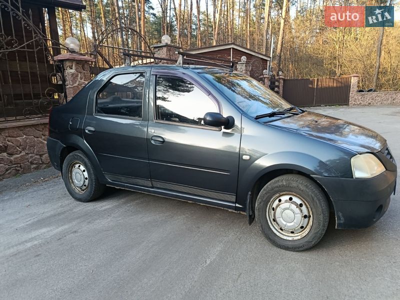 Седан Dacia Logan 2007 в Києві