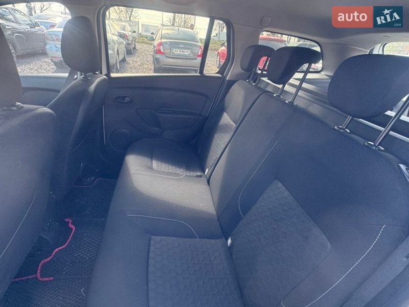 Седан Dacia Logan 2015 в Хмельницькому фото 13 Седан Dacia Logan 2015 в Хмельницькому