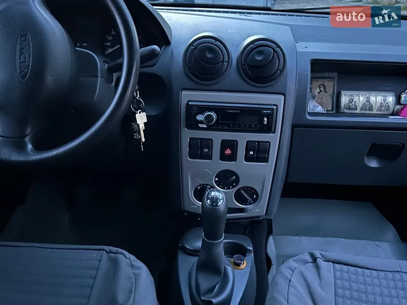 Dacia Logan 2007