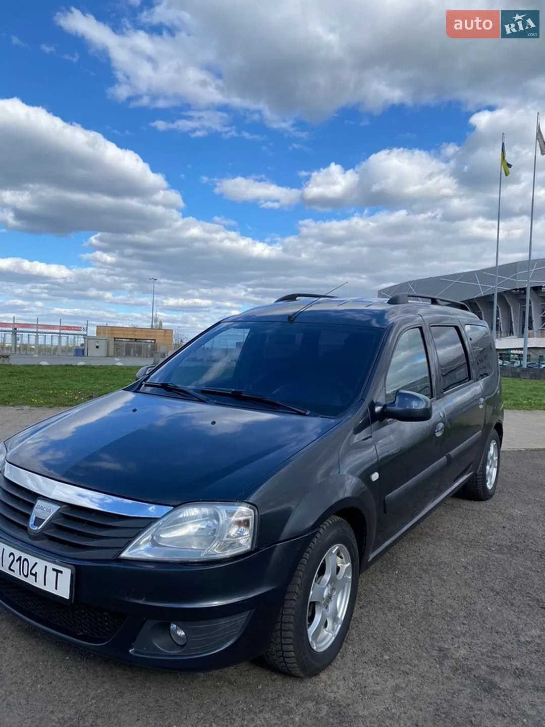 2010 Dacia Logan - мініатюра 11