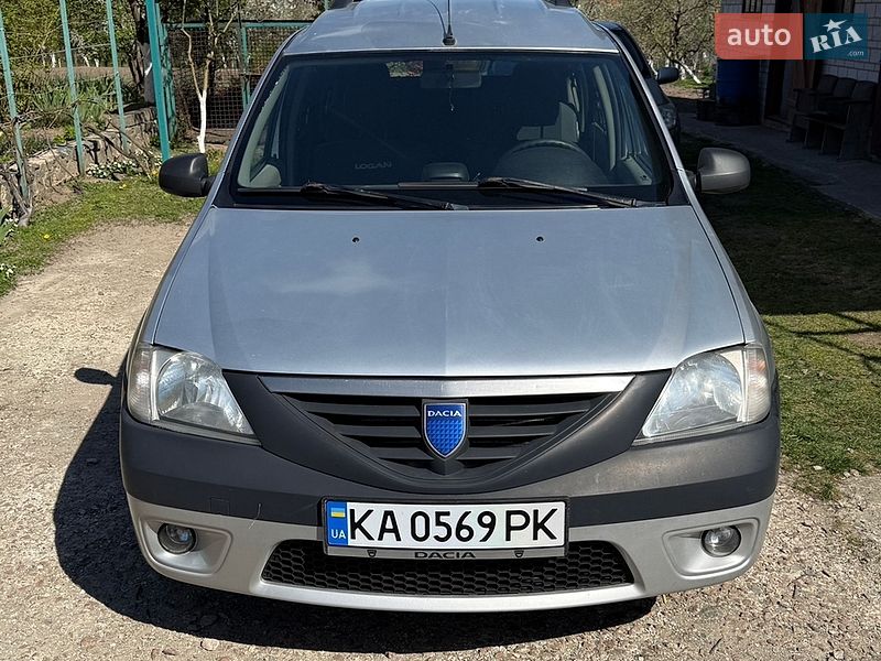 Седан Dacia Logan 2007 в Киеве