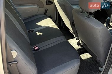 Седан Dacia Logan 2007 в Киеве