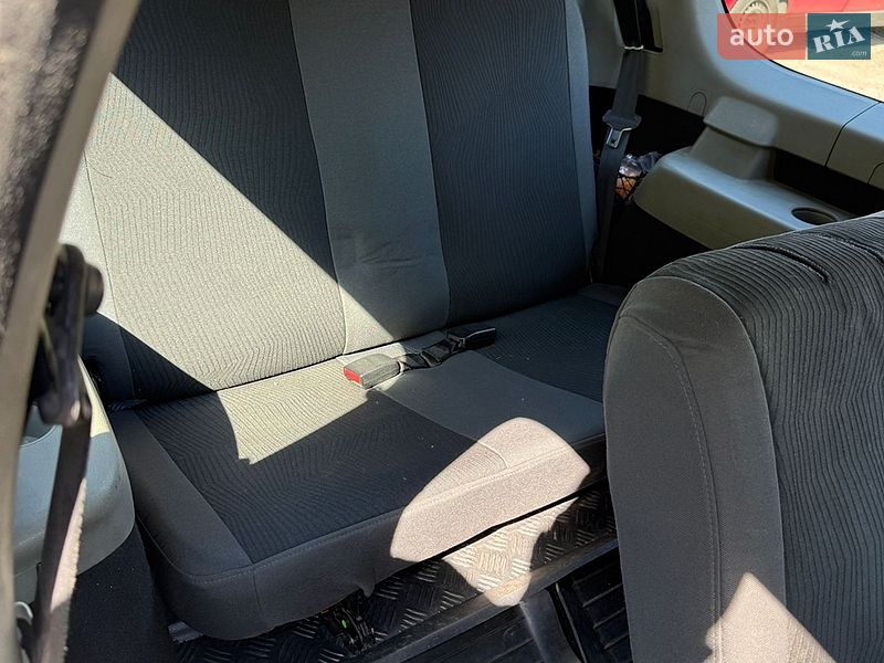 Седан Dacia Logan 2007 в Киеве