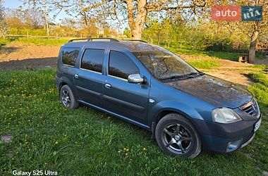 Седан Dacia Logan 2007 в Новой Ушице
