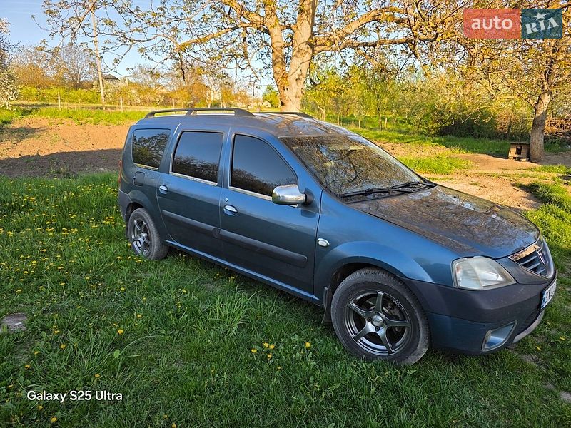 Седан Dacia Logan 2007 в Новой Ушице